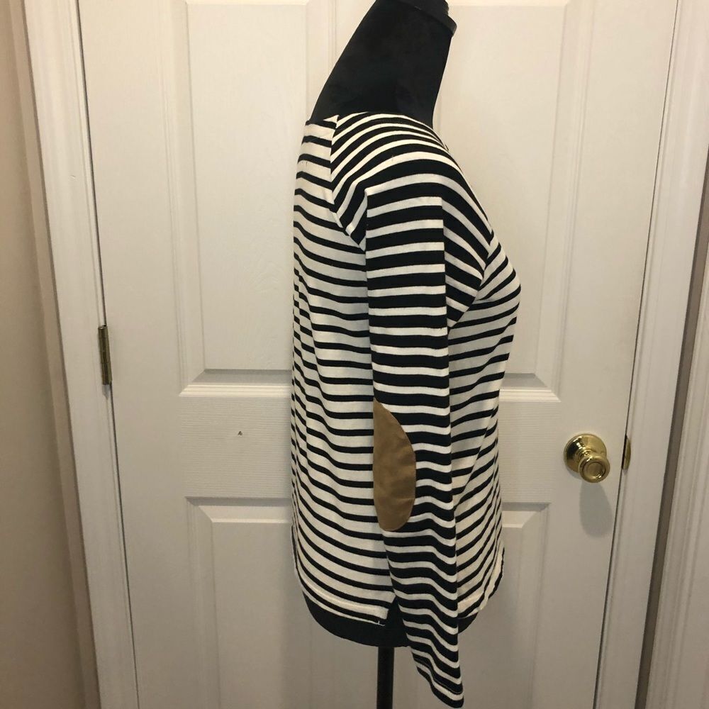 Izod black & white striped long sleeve top xsmall - Picture 4 of 8